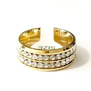 Gold Tone Ring with clear rhinestones, Size 8